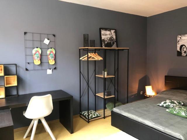 Kapselhotel By Lot 3 *